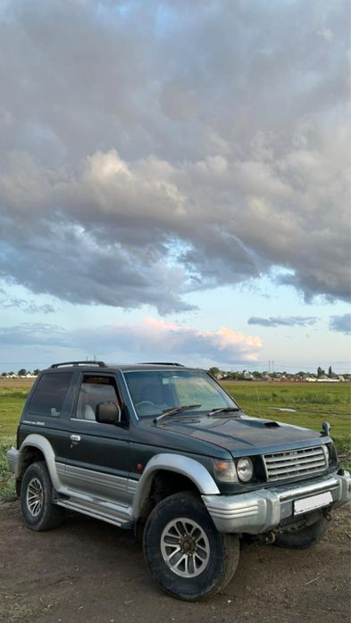 Продам Mitsubishi Pajero 2