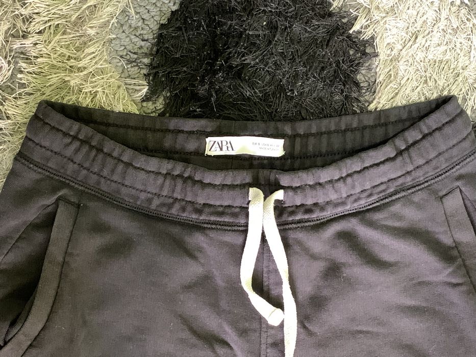 ZARA pantaloni scurti de vara