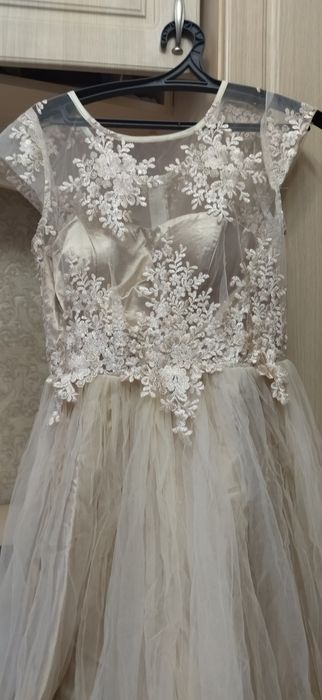 Продам вечернее платье