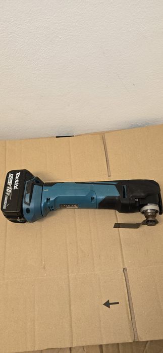 Makita DTM51 multicutter