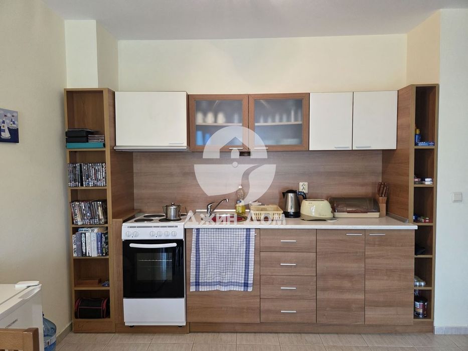 Продава се Тристаен апартамент в к.к. Слънчев бряг - 87 кв.м за 1483 €/кв.м - Снимка #2