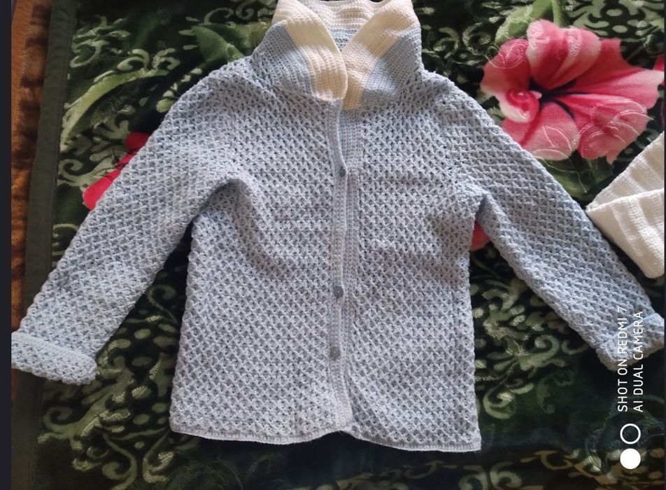 Жемферы-кофты с пуговицами вязанные