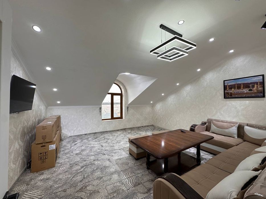 Срочно продаётся квартира Адрес Вагзал дол дороги 100кв 3 км 50.000$