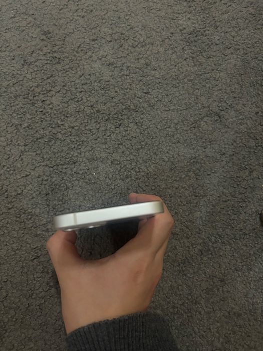 iPhone 13 128gb родной