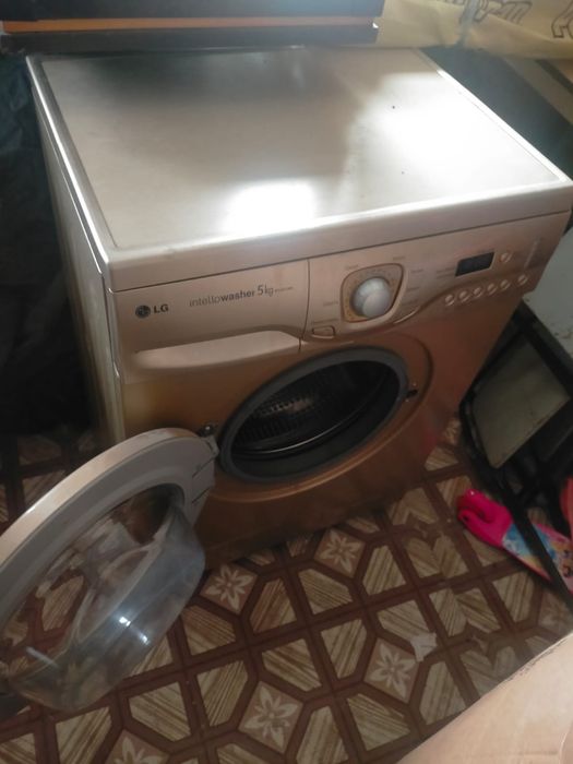 Продам стиральную машинку