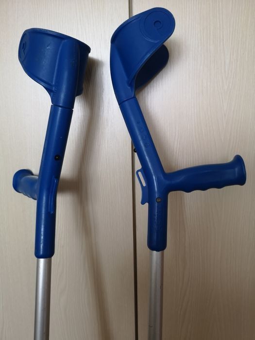 Set carje ergonomice omologate reglabile