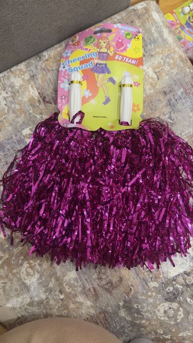 Помпоны для чирлидинга