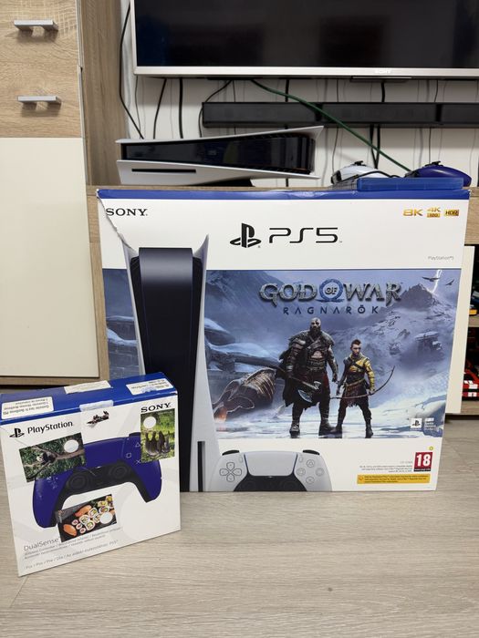 Playstation 5 , in conditii excelente