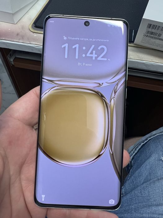Продавам P50 Pro