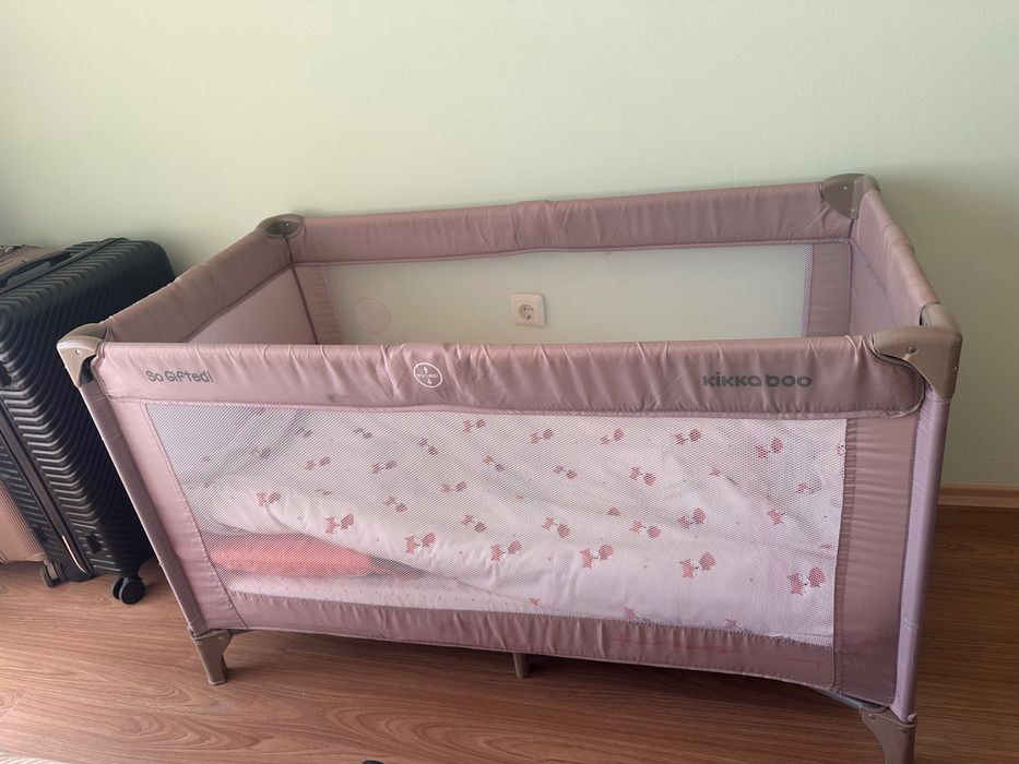 Бебешко креватче