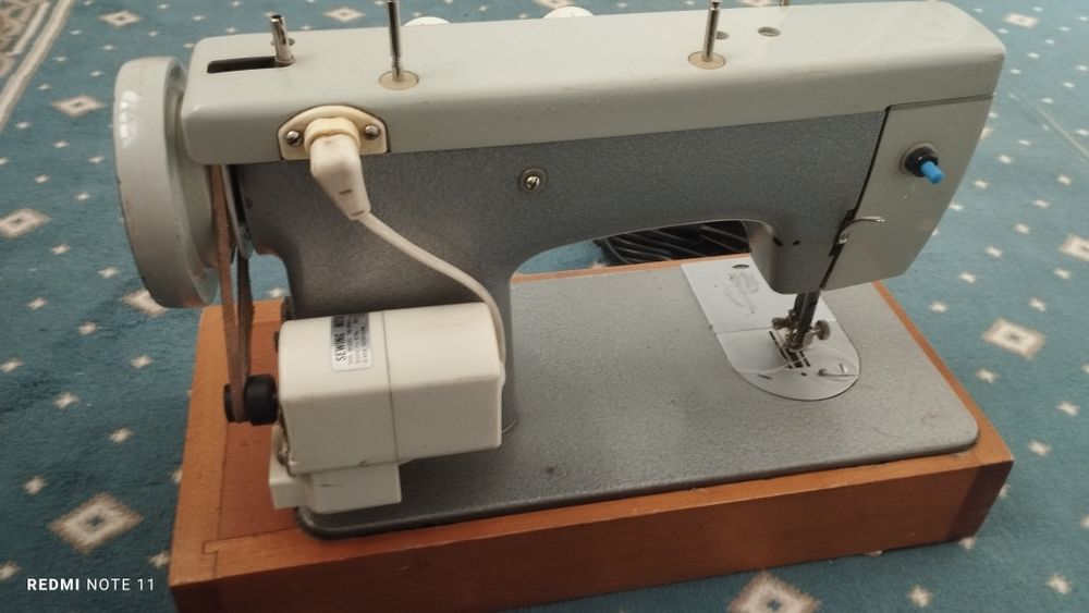 Подольск 142 tikuv mashinasi