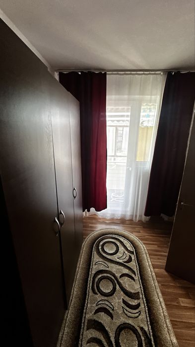 Vand apartament cu doua camere
