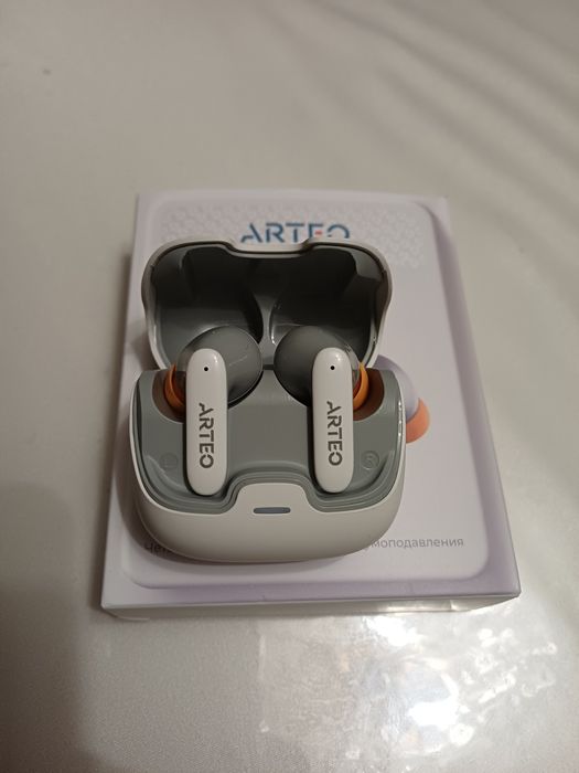 Продам наушники от ARTEO