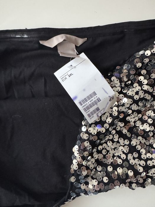 Top elegant paiete argintiu HM