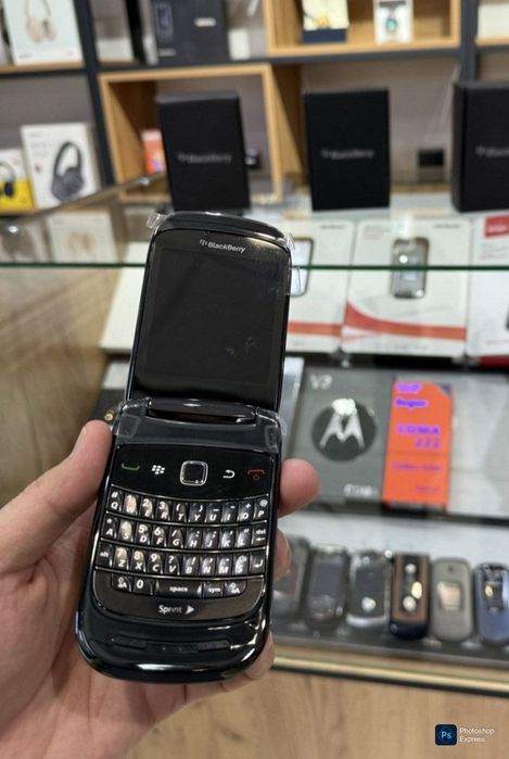 Blackberry 9670 CDMA Perfectum Mobile из American REFRUBISH American