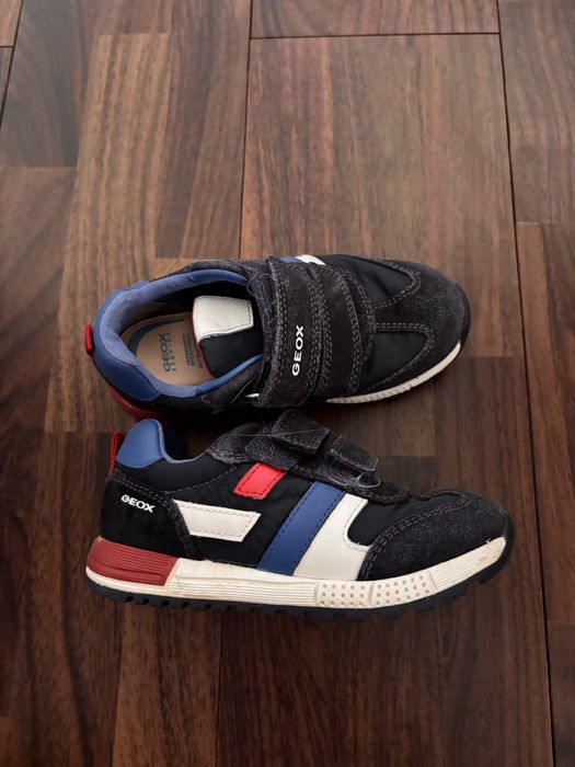 Маратонки Geox 26 номер