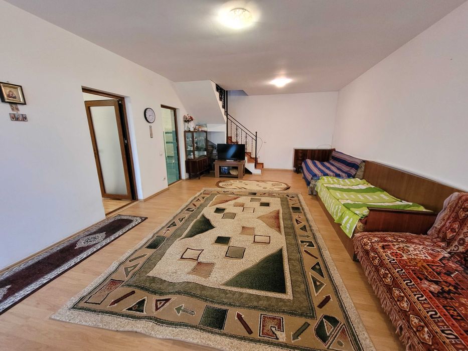 DIRECT DE LA PROPRIETAR - Casă de vanzare, P+1E constructie 2011, in VALU LUI TRAIAN.