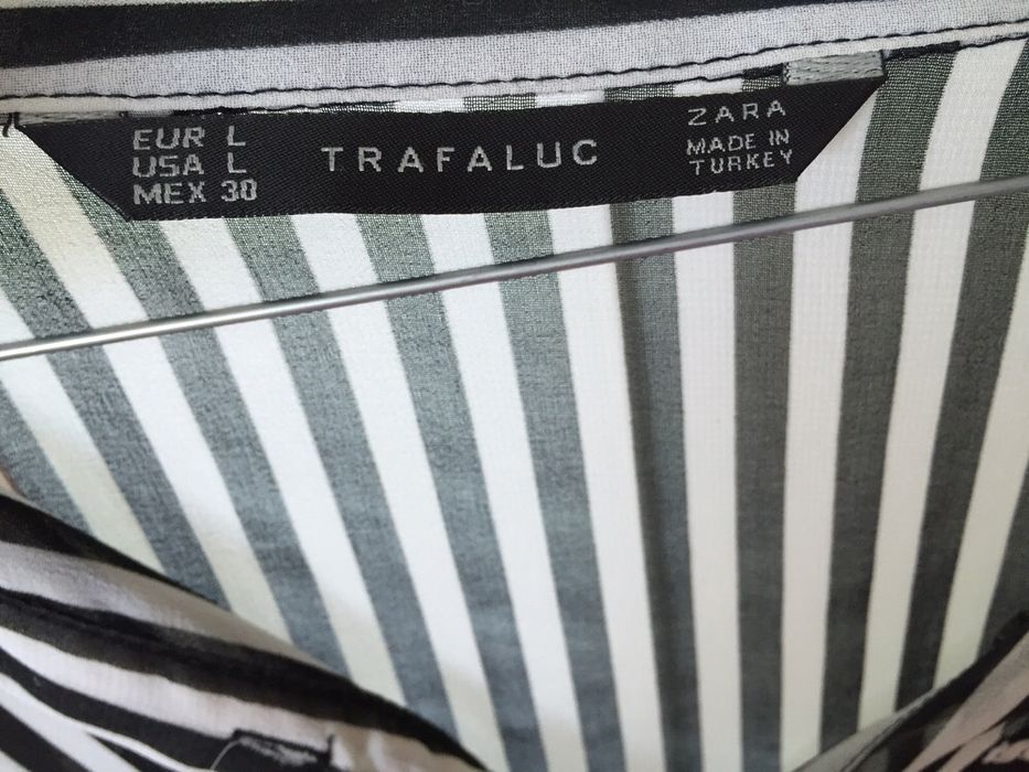 Camasa de voal de la Zara