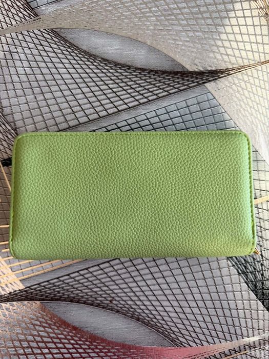 Дамско портмоне Гуес Guess