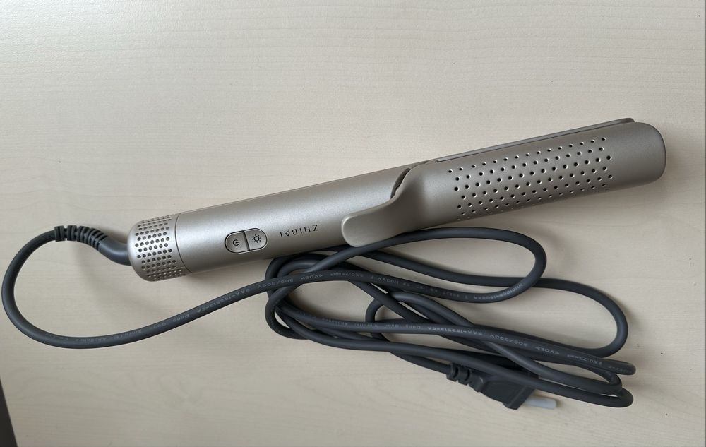 Продам утюжок для волос