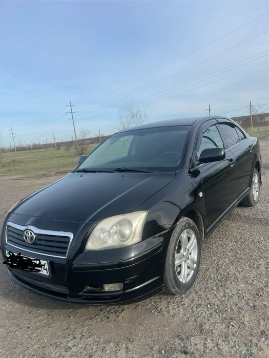 Toyota Avensis, 2004 г. — Надежный японец в хорошем состоянии