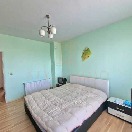 Продава се Тристаен апартамент в Разград, Житница - 82 кв.м за 684 €/кв.м - Снимка #6