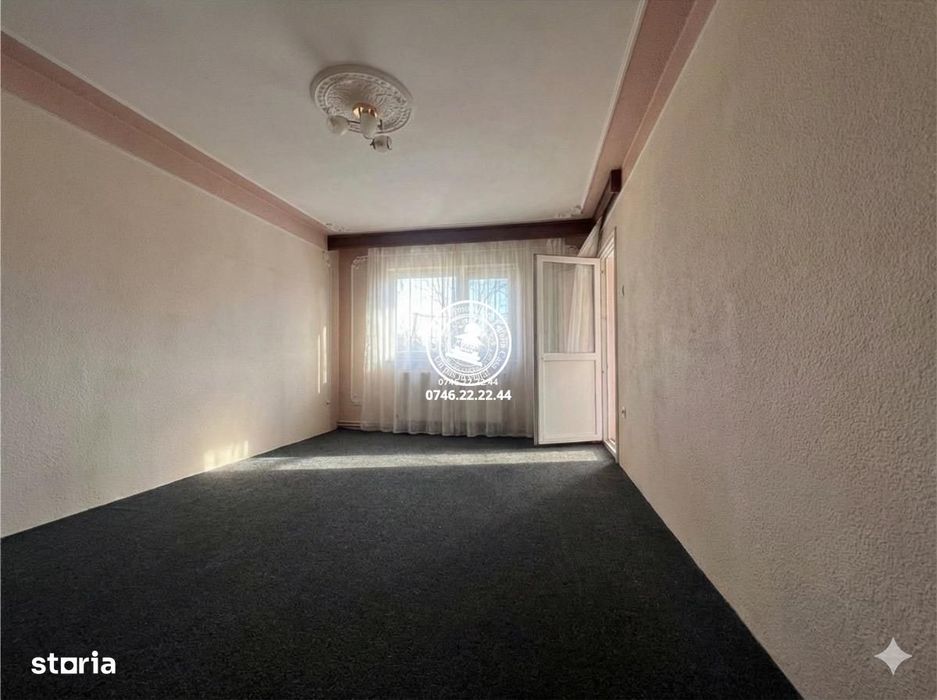 Apartament 3 camere de vanzare Nicolina