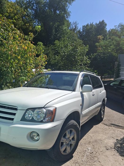 Продам Toyota Highlander
