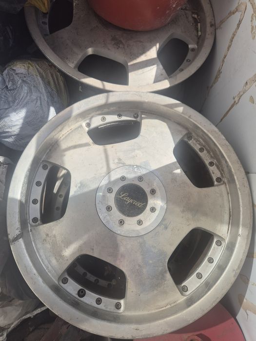 Продаю диски для машина