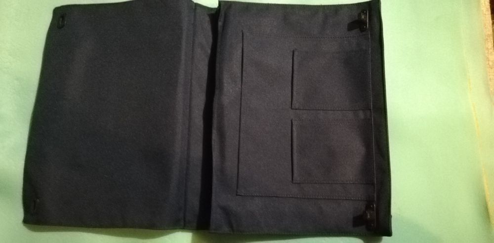 Чанти за документи