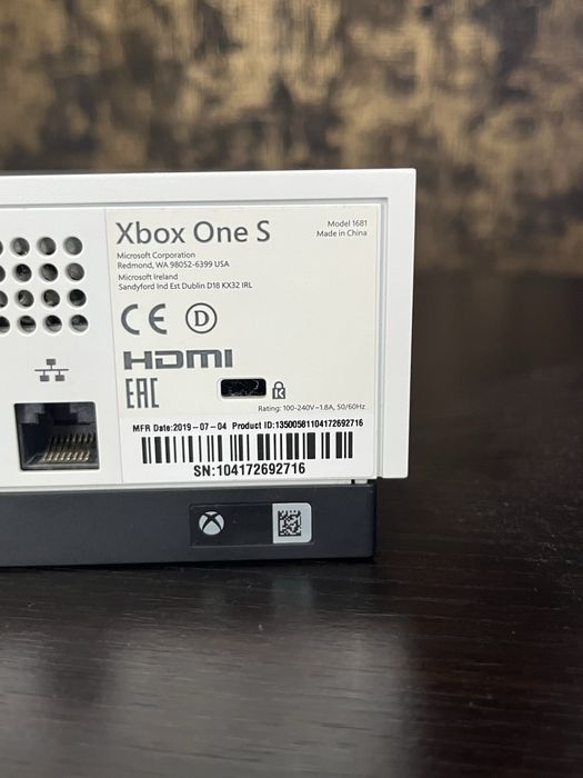 Xbox One S 1TB