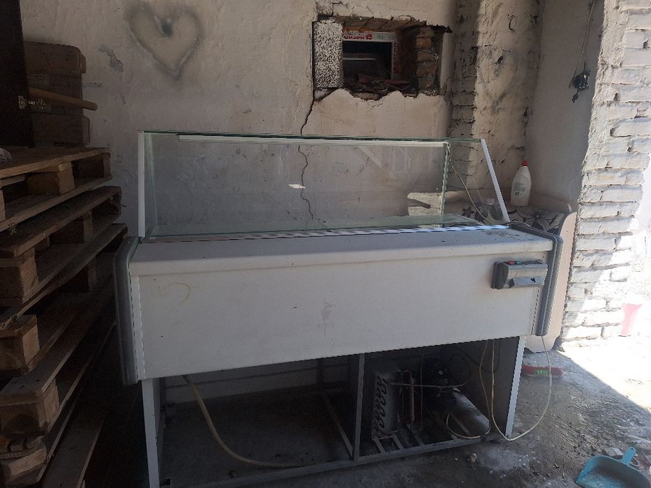 Ветриный холодильник İzayn