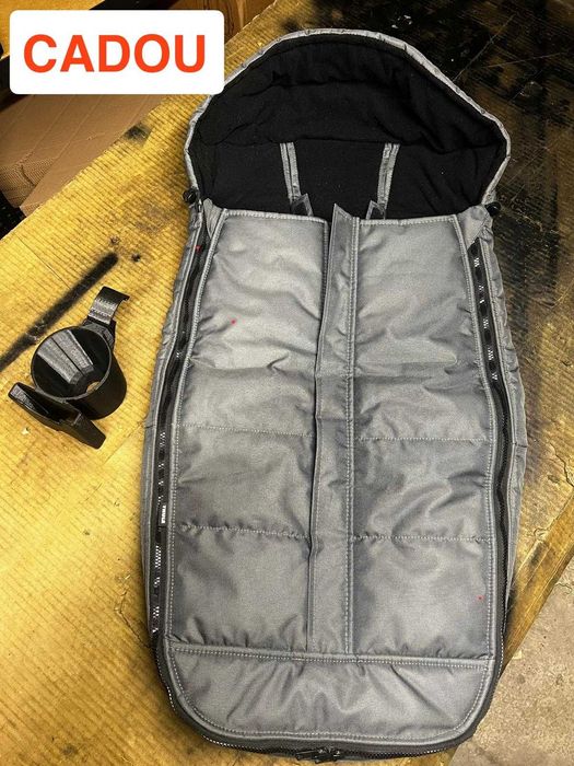 Thule Urban Glide 3 Black second-hand