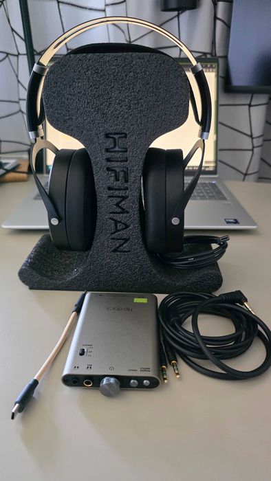 Casti HI-FI Hifiman si DAC/amplificator casti Fiio