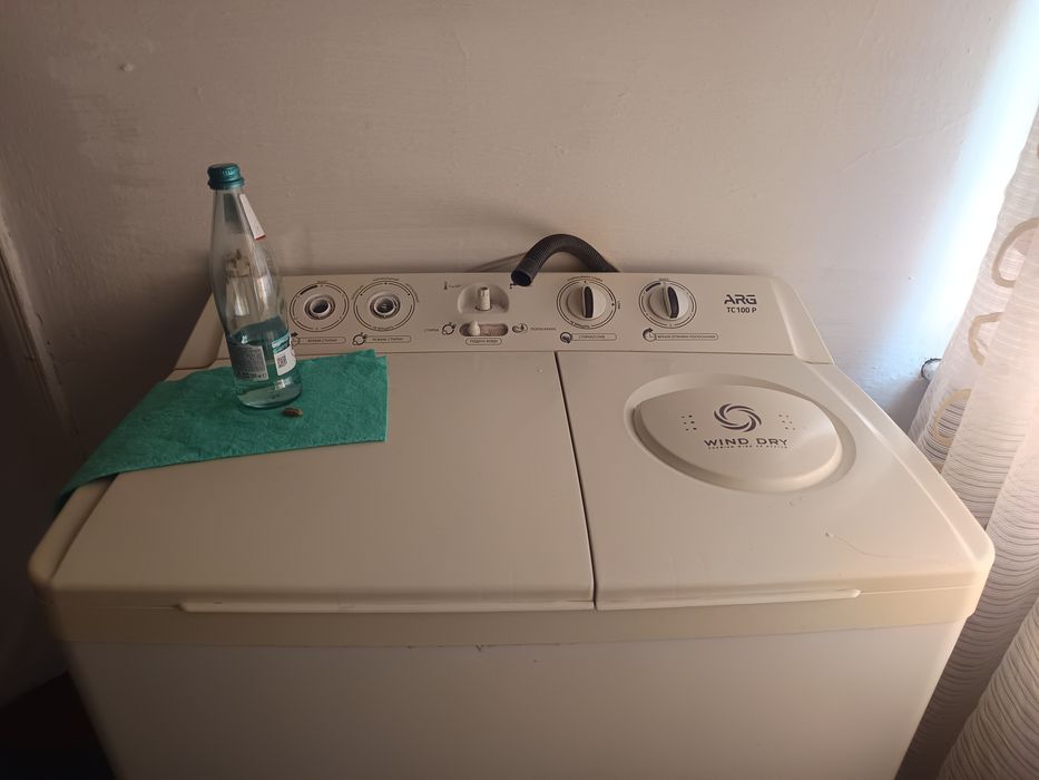 Продам стиральную машину 10 кг