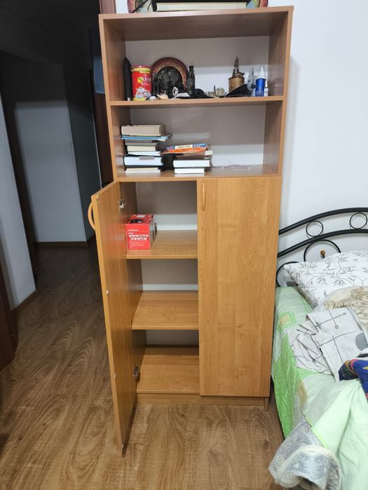 Продам шкаф полочный