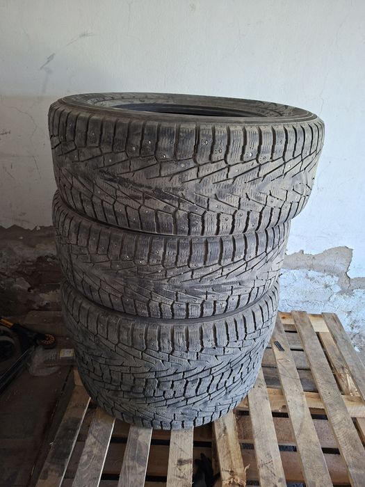 Автошины зимние с шипами