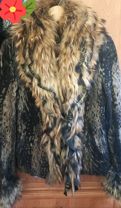 Красивые  курточки и дубленка