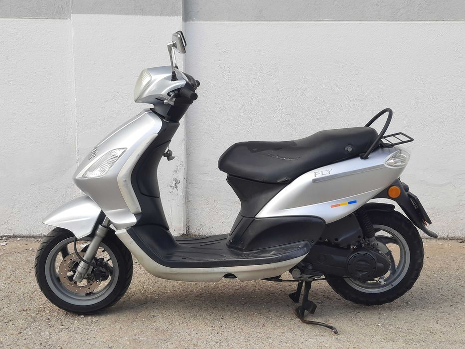 Scuter Piaggio Fly 50cc 4 timpi