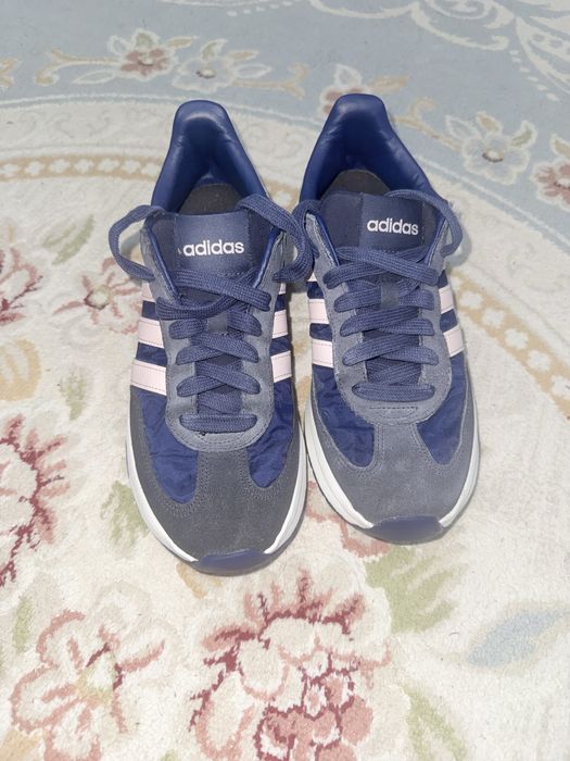 Продам кроссовки Adidas оригинал!