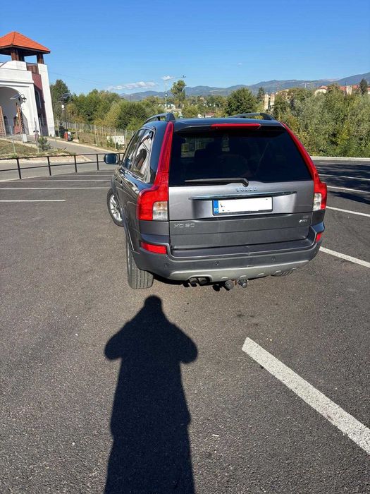 Vând Volvo XC90 – 7 locuri | 2.4 Diesel | Automată | 2008