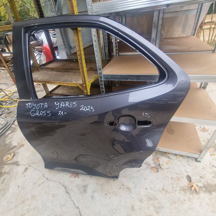 Toyota Yaris Cross 2023 след 2021 задна лява врата