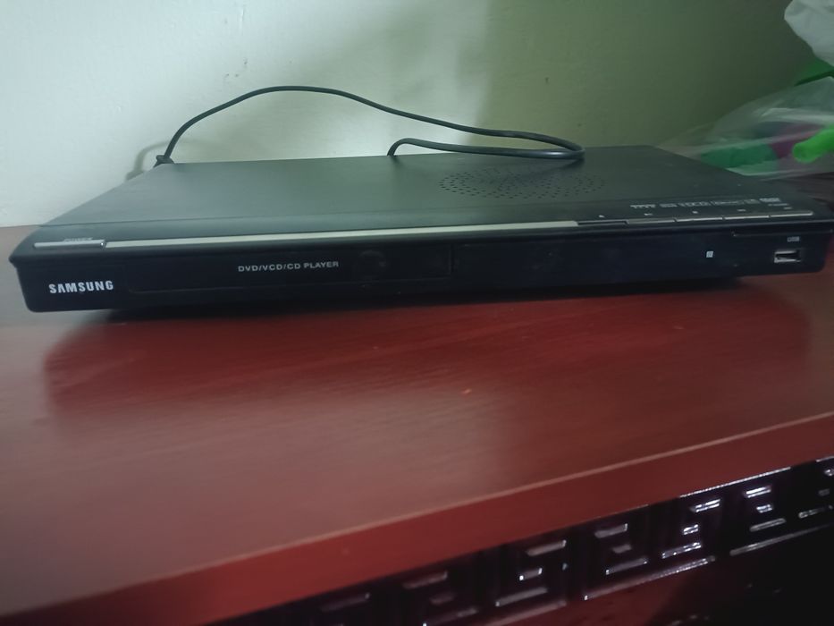 Срочно продам DVD