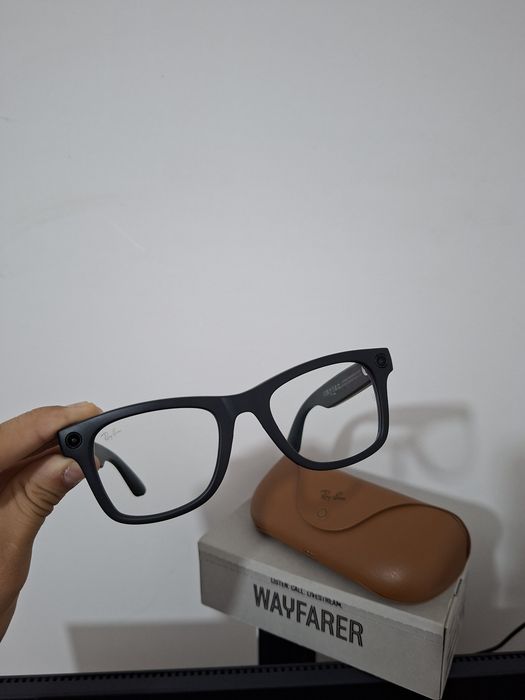 Умные очки Ray-Ban Meta Wayfarer Gen 1 как новые в наличии