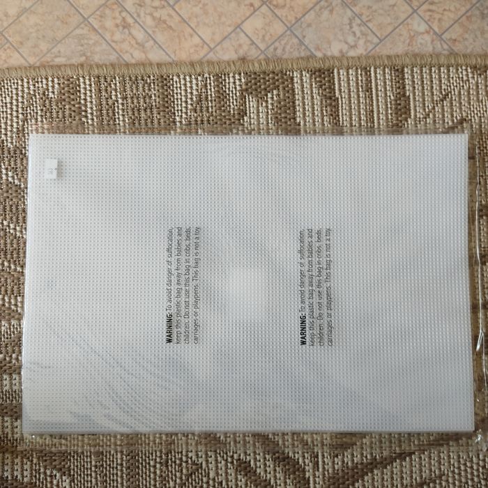 Продам пяльцы GAMMA. Канва пластиковая.