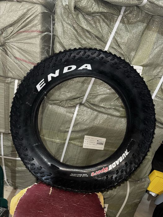 Покрышка для курьер велосипедов 20*4.0