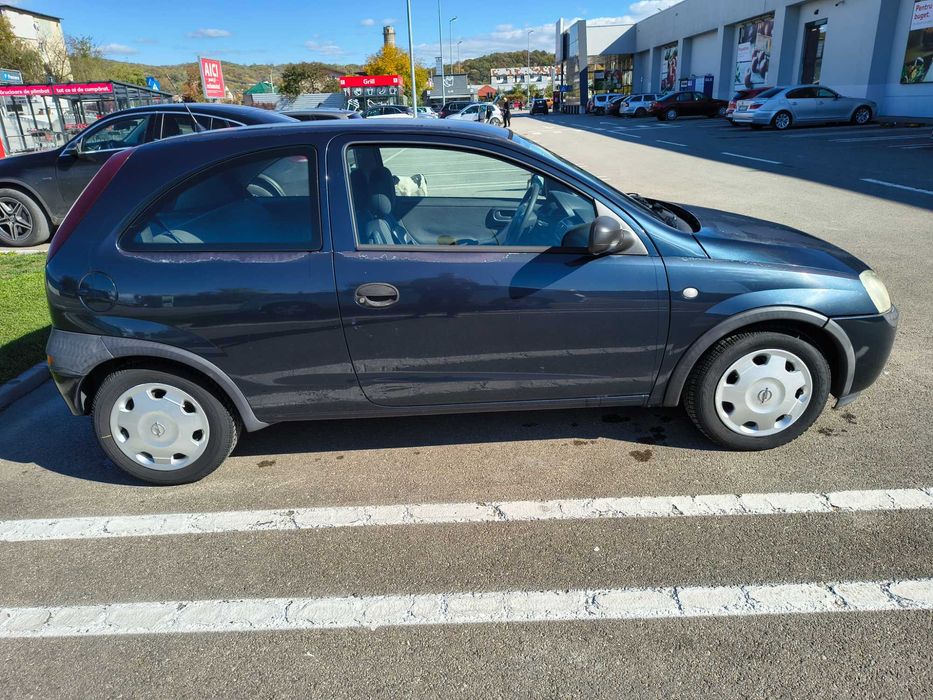 Opel Corsa C 2002 1.0 benzina