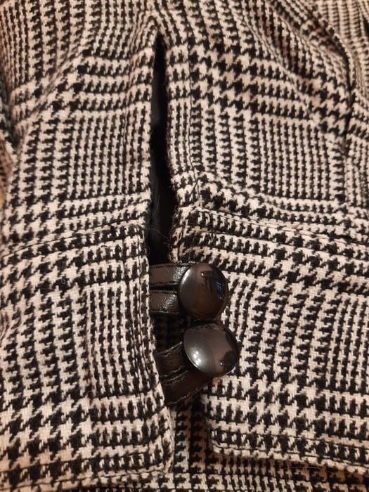 Панталони до коляно TRF нови