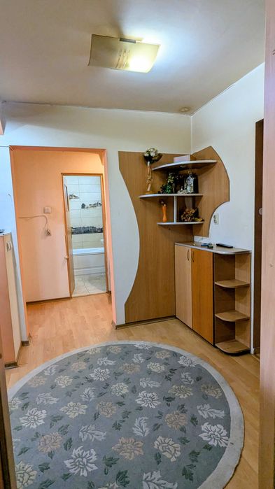 Apartament 2 camere, zona Hermes Petroșani - Vedere 2