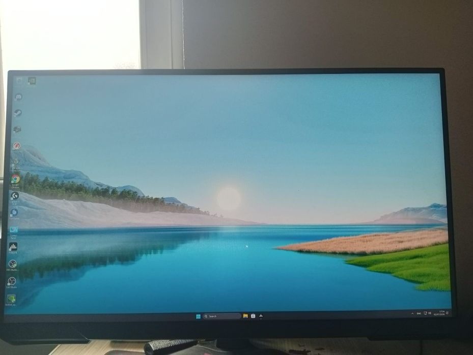 Vând pc prețul este fix in stare foarte buna
